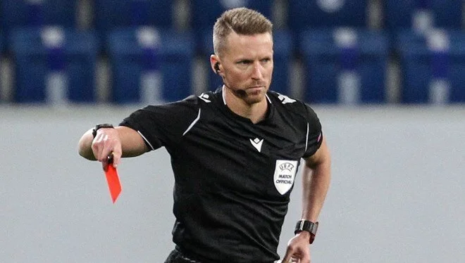 Fenerbahçe-Rangers maçının hakemi belli oldu UEFA Avrupa Ligi son 16 turu ilk maçında Fenerbahçe, 6