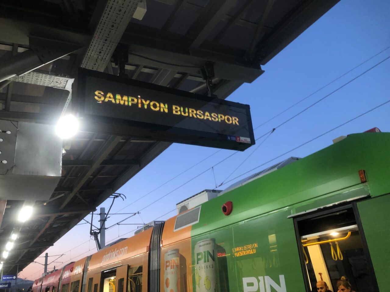 Şampiyon Bursaspor Bursa’da her yerde! TFF 3. Lig’de bitime 2 hafta kala şampiyonluğunu garantileyen Bursaspor’un