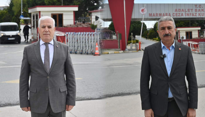 Başkan Bozbey ve Yeşiltaş’tan İmamoğlu’na ziyaret! Bursa’ya mesaj var CHP Bursa İl Başkanı Nihat Yeşiltaş, sosyal medyadan Bursa Büyükşehir