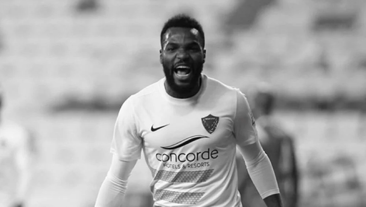 Süper Lig’in eski yıldızı hayatını kaybetti Süper Lig’de Hatayspor forması giymiş olan Aaron Boupendza, hayatını kaybetti.