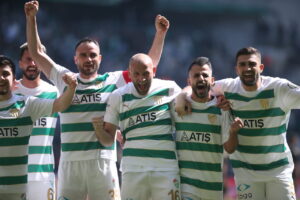 TFF 3. Lig 1. Grup 28. hafta mücadelesinde Bursaspor, deplasmanda