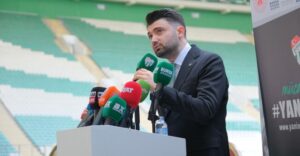 Başkan Enes Çelik sosyal medya hesabından yaptığı paylaşımla eski yöneticilerden