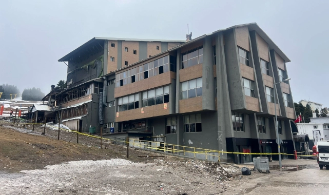 Uludağ’da yanan otelden bir acı haber daha! Türkiye’nin ilk kayak merkezi olan Uludağ’da yapılan denetimlerde, 1’inci Bölge’de