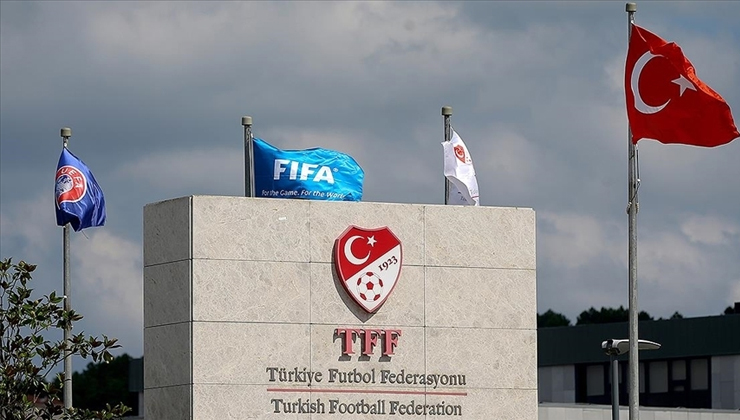 TFF’den flaş karar! Liglerde takım sayısı azalıyor… TFF’den yapılan açıklama şöyle; Türkiye Futbol Federasyonu Yönetim Kurulu, 16