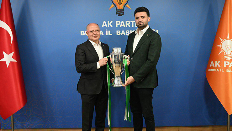 AK Parti Bursa’dan, Bursaspor’a büyük müjde! AK Parti İl Başkanı Davut Gürkan’ın açıklamaları şöyle; “Gözbebeğimiz Bursasporumuz’un