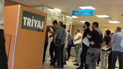 Bursa'nın İnegöl ilçesinde fabrikada çalışan yaklaşık 30 işçi, yedikleri yemekten