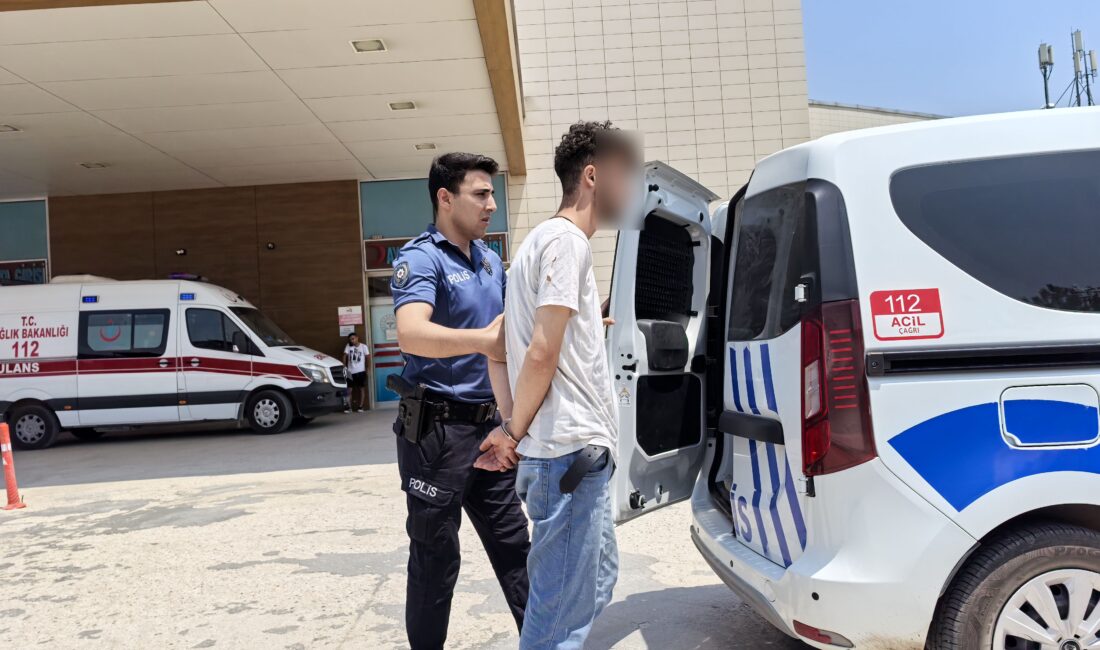 İnegöl’de kendini serinletmeyen bahçıvanı darp etti Bursa'nın İnegöl ilçesinde alkollü genç, kendisini su ile serinletmeyen bahçıvanı