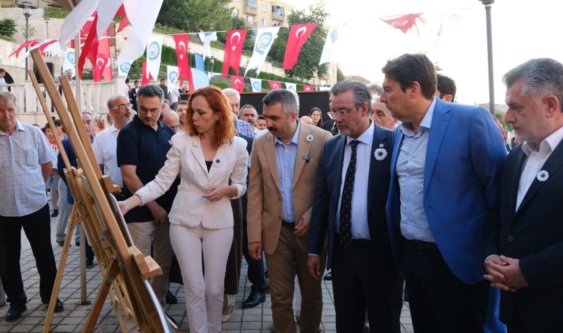 Soykırımın 30.yılında Bursa tek yürek oldu Yıldırım Belediyesi ve Bursa Bosna Sancak Derneği iş birliğiyle, insanlık