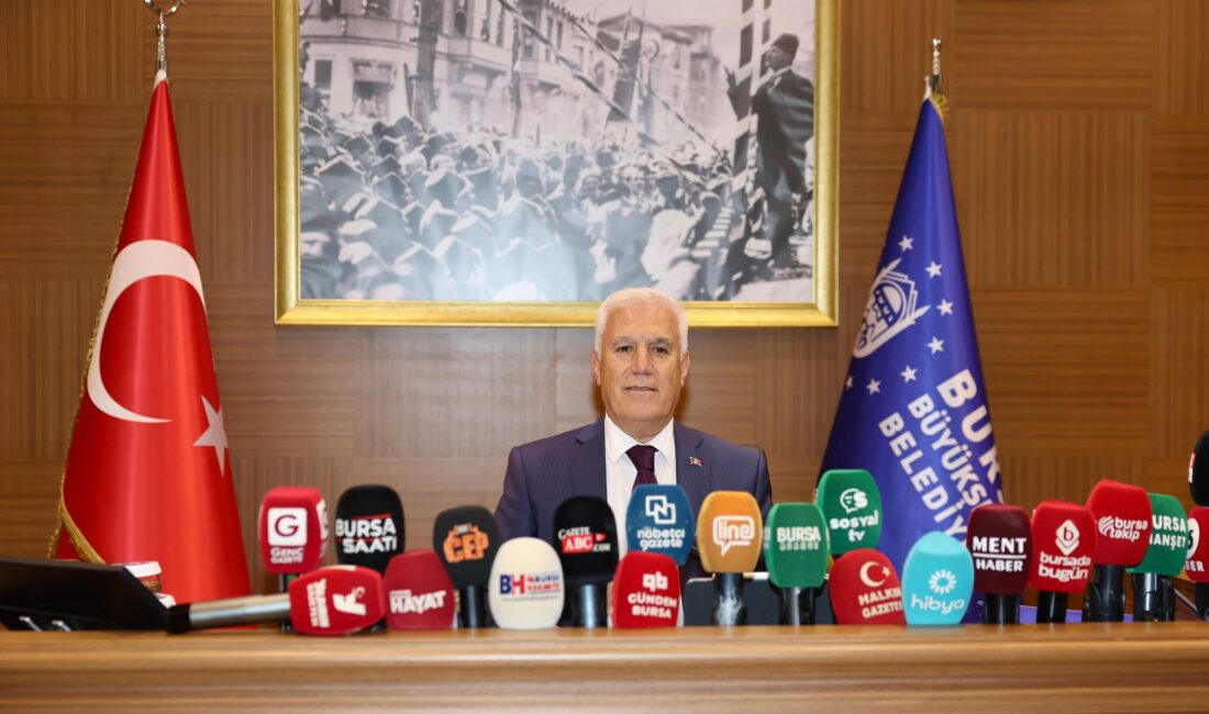 Bursa Büyükşehir’den toplu ulaşıma dev destek! Bursa Büyükşehir Belediye Başkanı Mustafa Bozbey, toplu ulaşımda maliyetlerin çok