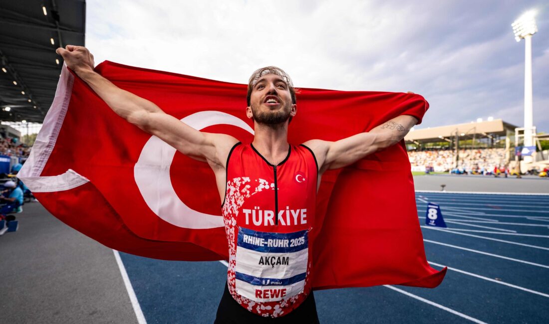 Berke Akçam’dan altın madalya Bursa Uludağ Üniversitesi’nde (BUÜ) lisans eğitimine devam eden milli sporcu
