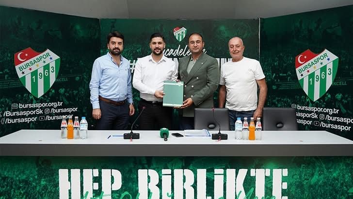 Bursaspor’un iç saha maçlarının yayıncısı belli oldu Bursaspor'un 2025-2026 sezonundaki iç saha maçlarının yayın hakları için yapılan