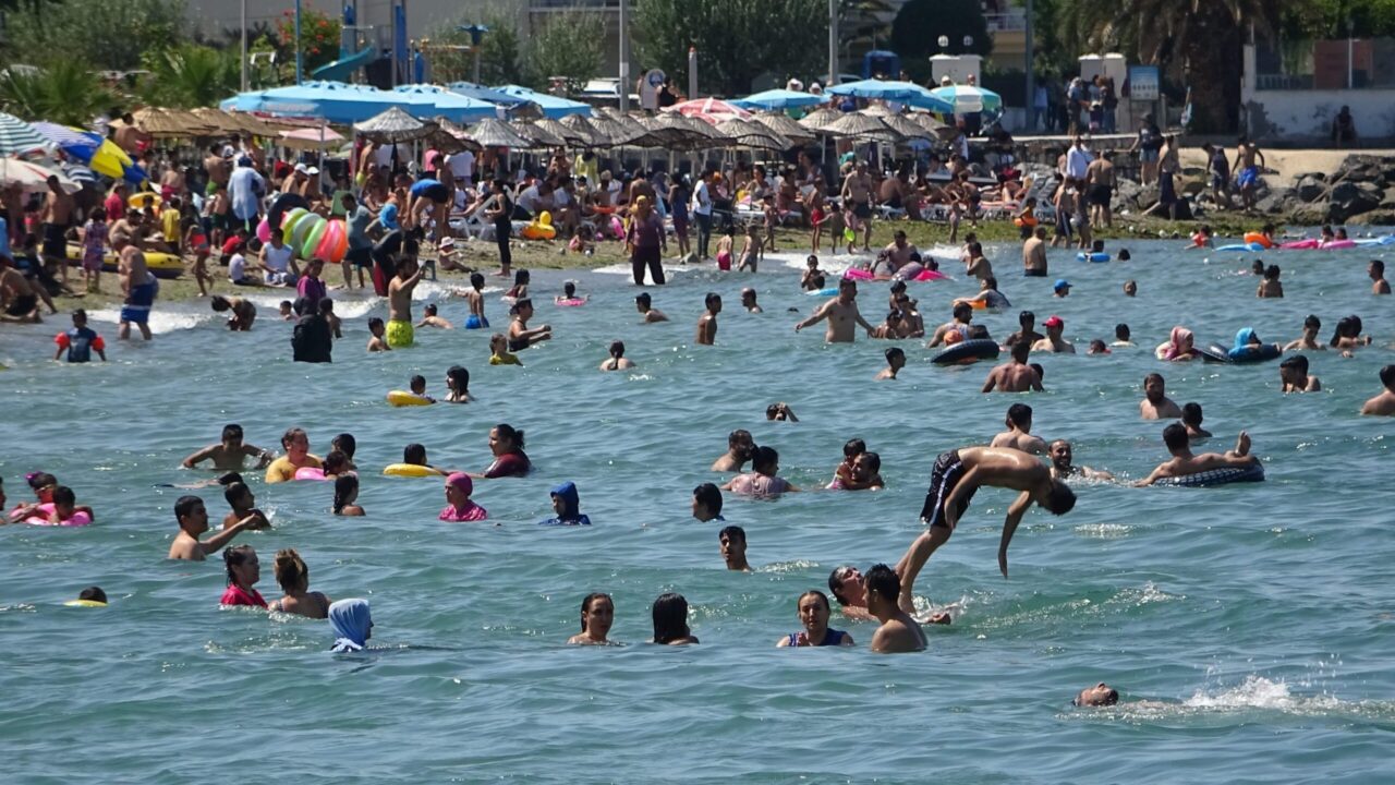 Bursa'da Mudanya, Karacabey ve Gemlik ilçelerinin Marmara Denizi'ne olan kıyıları