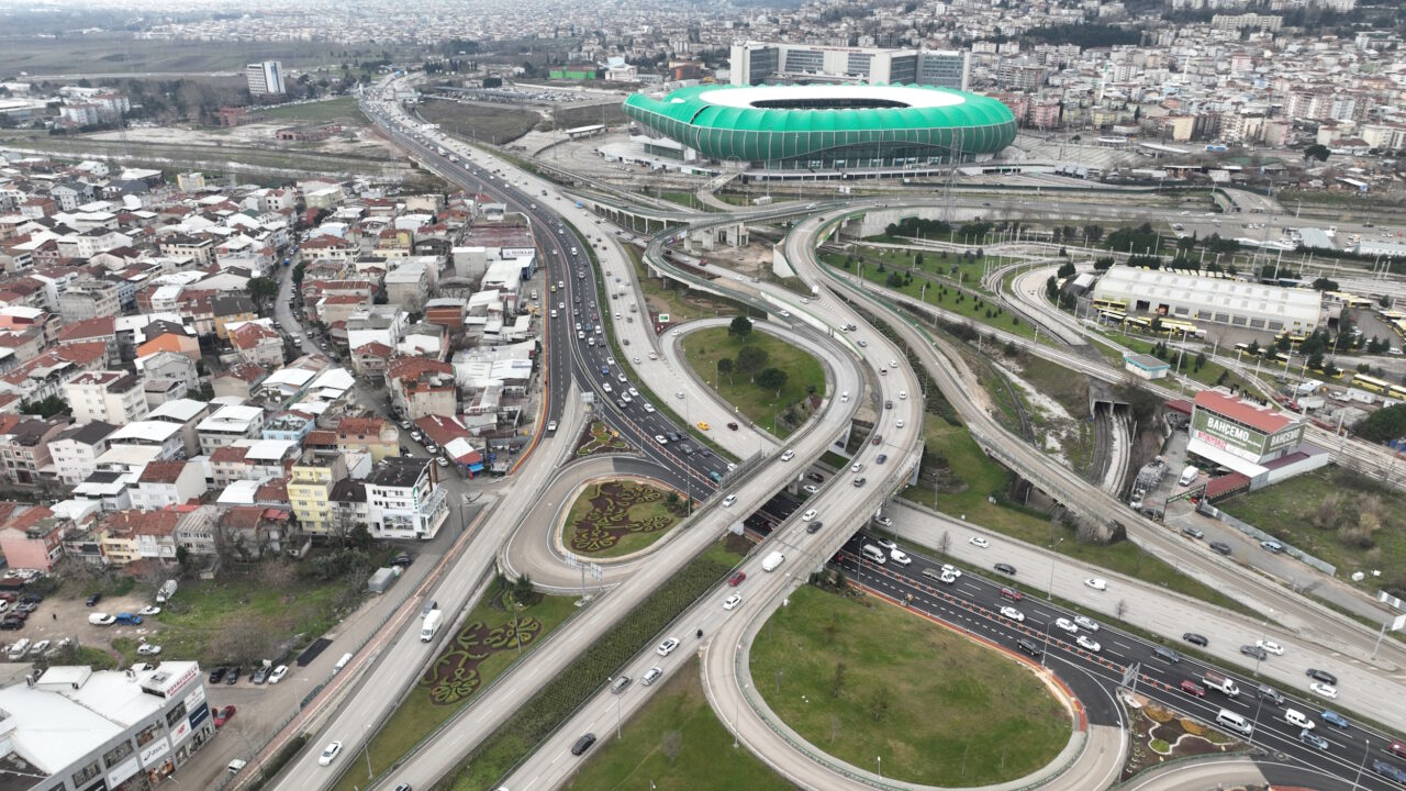 Bursa Büyükşehir Belediyesi Ulaşım Dairesi Başkanlığı tarafından Mudanya Karayolu Filament