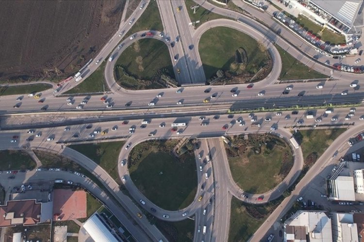 Saat verildi! Bursa’da çok sayıda yol trafiğe kapatılacak… Bursa'da 15 Temmuz Demokrasi ve Milli Birlik Günü etkinlikleri nedeniyle