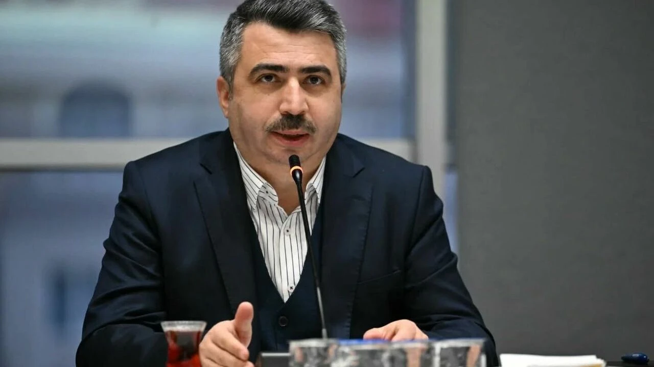 Bilecik, Eskişehir ve Sakarya'daki yangınlar sebebiyle şiddetli rüzgar sebebiyle Bursa’nın