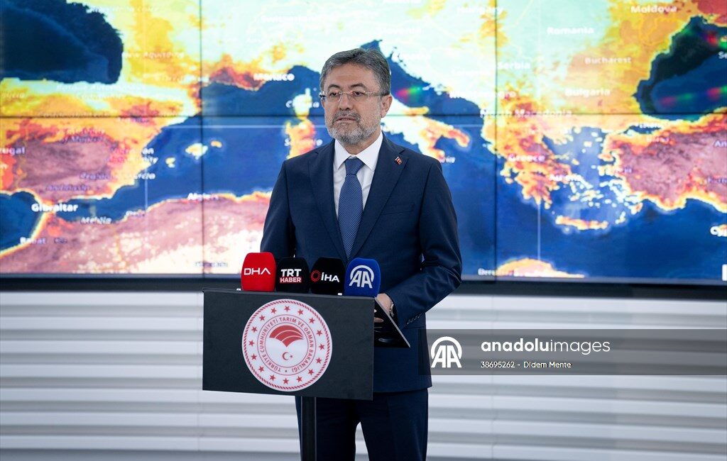 Bursa’daki yangınlar son durumu Bakan Yumaklı açıkladı Tarım ve Orman Bakanı İbrahim Yumaklı, ülkede son 24 saatte