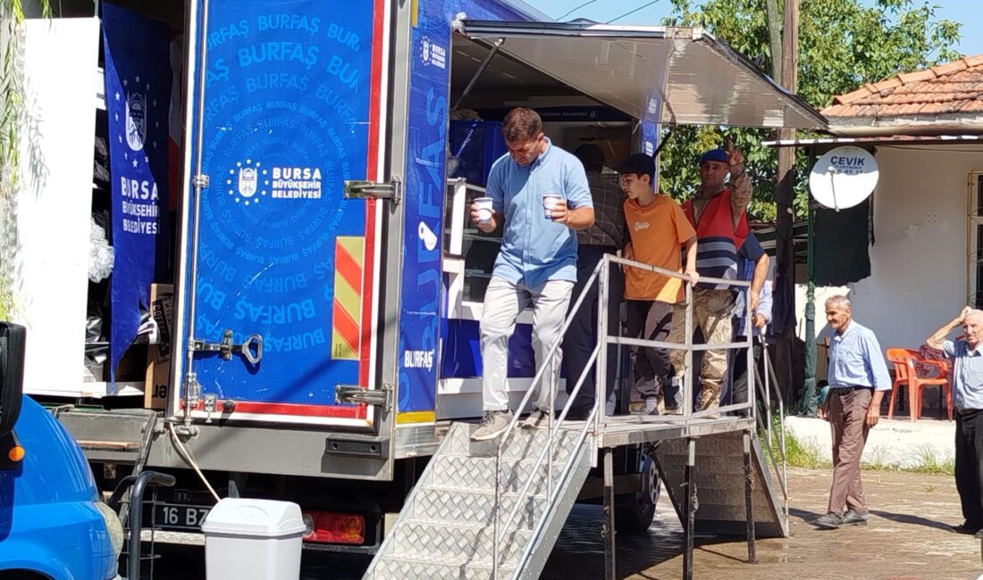 Balıkesir’de depremin yaraları Bursa Büyükşehir’le birlikte sarıldı Bursa Büyükşehir Belediyesi, Balıkesir’in Sındırgı ilçesinde meydana gelen 6.1 büyüklüğündeki