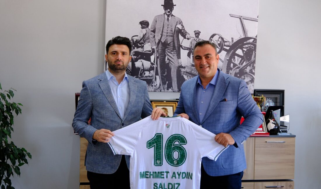 Başkan Enes Çelik’ten Mehmet Saldız’a teşekkür ziyareti Bursaspor Başkanı Enes Çelik, Bursa Büyükşehir Belediye Başkan Vekili ve