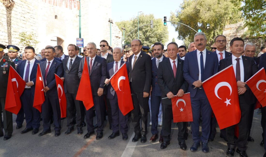 Bursa’nın düşman işgalinden kurtuluşu ”103 yaşında” Bursa’nın düşman işgalinden kurtuluşunun 103’nci yıl dönümü, şehirde coşkuyla kutlandı. Tophane