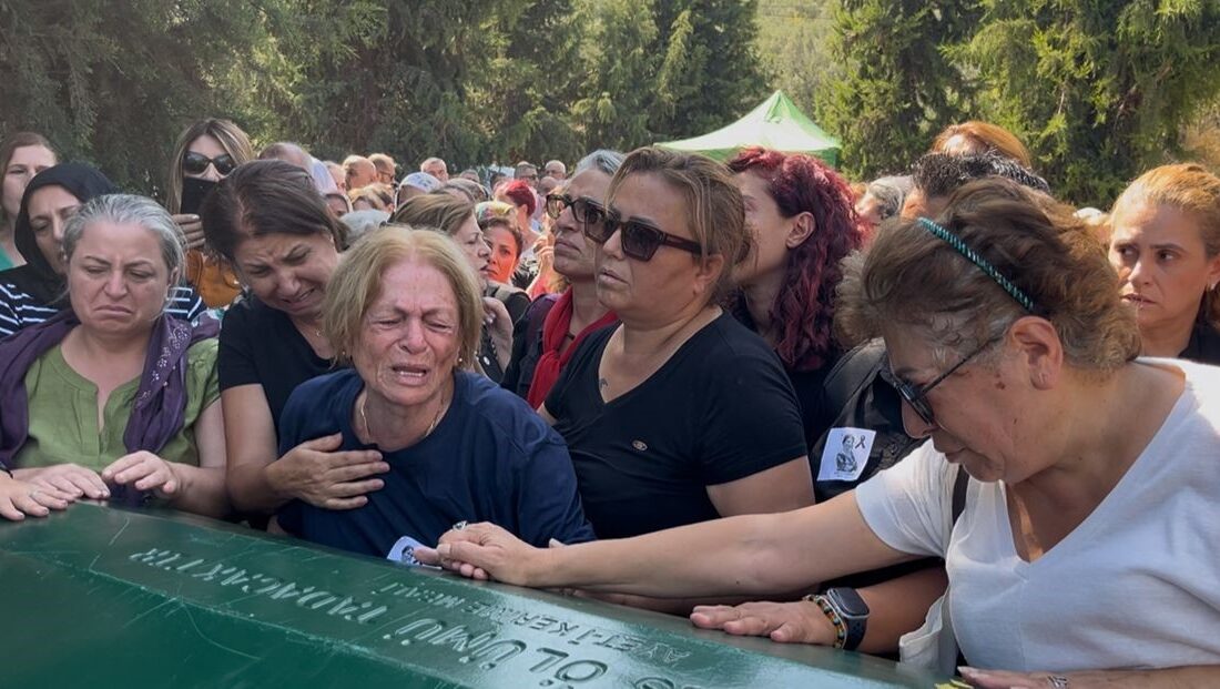 Bursa’da acı veda! Tabutunu kadınlar taşıdı Ankara'da boşanma aşamasındaki eşi Barış Arslan ve kayınpederi Kudret Arslan