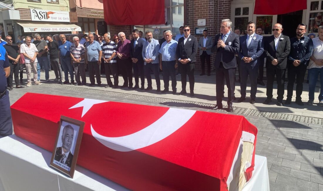 Bursa’da eski belediye başkanı son yolculuğuna uğurlandı Bursa'nın Yenişehir ilçesinde önceki dönem belediye başkanlığı görevini yürüten Mehmet