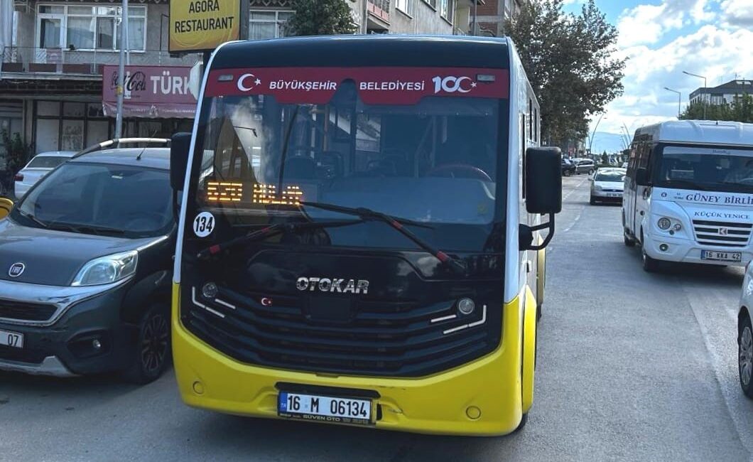 İnegöl’de minibüsün çarptığı yaya ağır yaralandı Bursa'nın İnegöl ilçesinde meydana gelen kazada minibüsün çarptığı yaya ağır