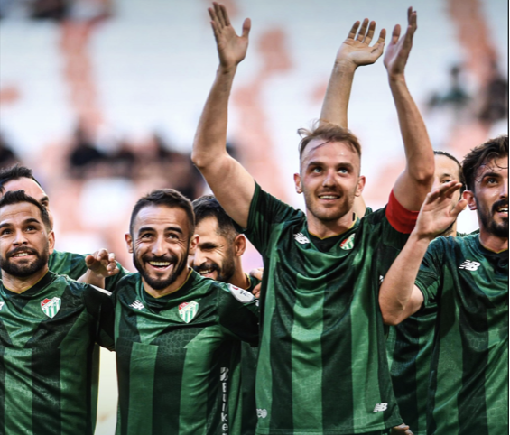 TFF 2. Lig’in 5. haftasında Bursaspor, deplasmanda Adanaspor’u tam 6