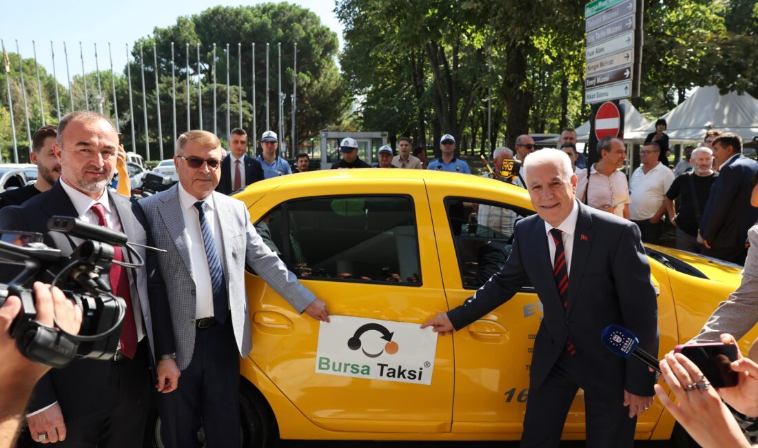 Bursa’da faaliyete geçti! Tüm Türkiye’ye örnek olacak Bursa Büyükşehir Belediyesi’nin destekleriyle yerli yazılımla hayata geçirilen 'Bursa Taksi’