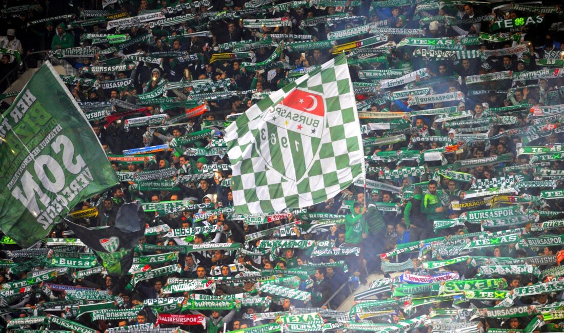 Bursasporlular dikkat! Bugün son! Bursaspor'da tekrar satışa çıkan kombine biletlerin alımı bugün saat 18.00’de