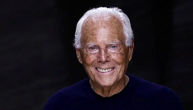 Dünyaca ünlü moda devi hayatını kaybetti! İtalyan moda tasarımcısı Giorgio Armani 91 yaşında hayatını kaybetti. Şirketi