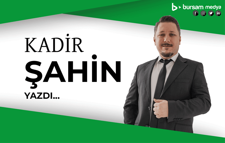 Bursaspor, taraftarının etkisiyle maça iyi başladı. Tribünlerin coşkusunu sahaya da