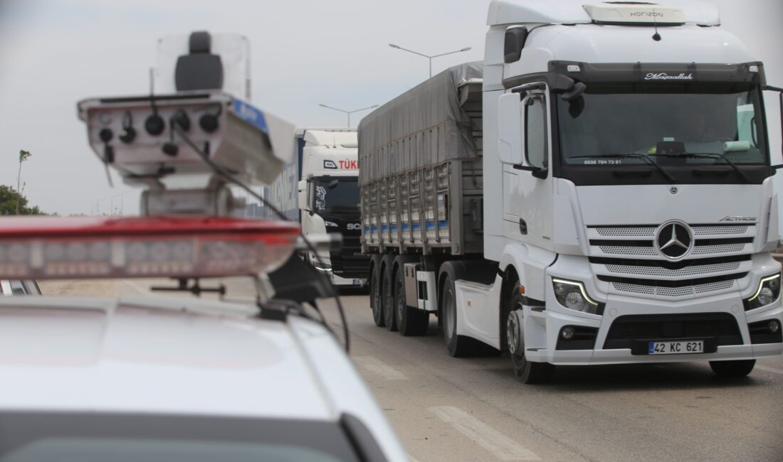 Bursa’da radar denetimleri artık gizlenmeyecek Bursa İl Emniyet Müdürlüğü, il genelinde gerçekleştirilen elektronik, sabit ve