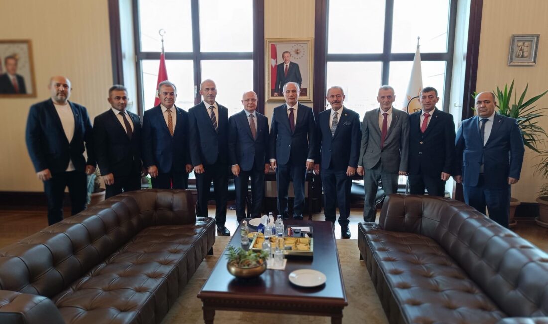 AK Parti Bursa’da iki ilçe başkanlığına yeni atama AK Parti Bursa teşkilatında iki ilçede yeni görevlendirmeler yapıldı. Harmancık