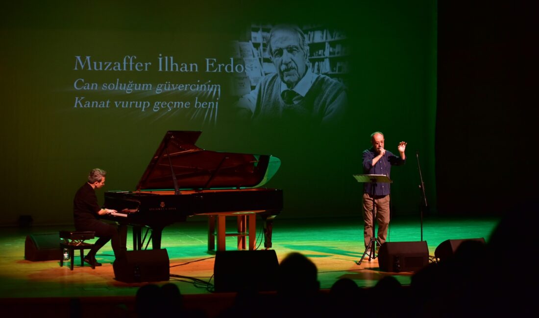 Hüsnü Arkan ile Dengin Ceyhan Bursalılara unutulmaz bir gece yaşattı 63. Uluslararası Bursa Festivali kapsamında sahne alan Hüsnü Arkan ve