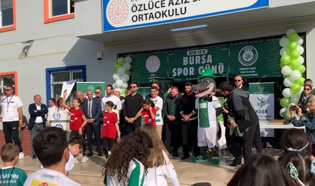 “Spor günü” Etkinlikleri Bursaspor ile başladı Bursa İl Millî Eğitim Müdürlüğü tarafından öğrencilerin erken yaşlardan itibaren