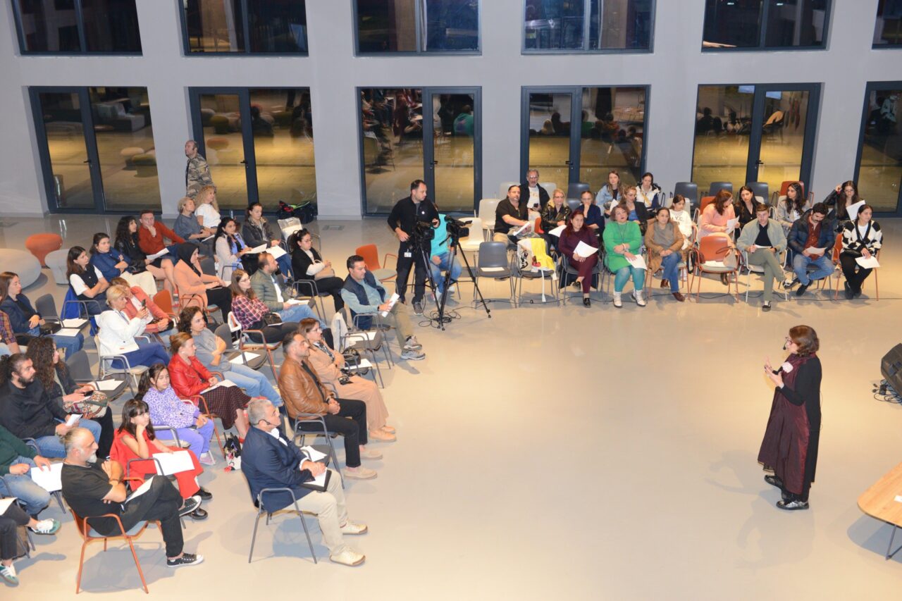 Nilüfer Belediyesi'nin yeni söyleşi serisi "Gastroetnomüzikolojik Kaynatmalar" başladı. Prof. Dr.