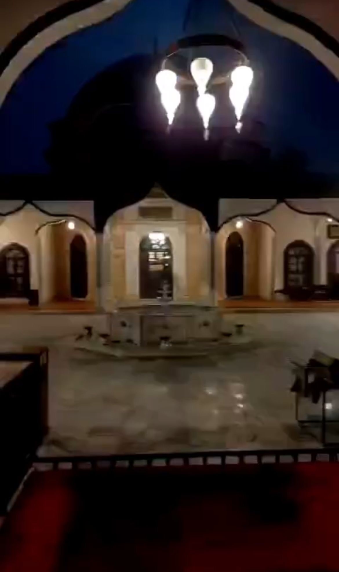 Bursa'da akşam saatlerinde etkili olan sağanak yağış sırasında 596 yıllık