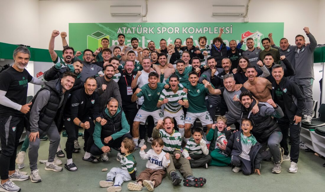 Bursaspor’da üç oyuncunun durumu Çarşamba günü netleşecek Bursaspor’da Aksaray maçının hazırlıkları Çarşamba günü başlayacak. Sakatlıkları bulunan Muhammet,