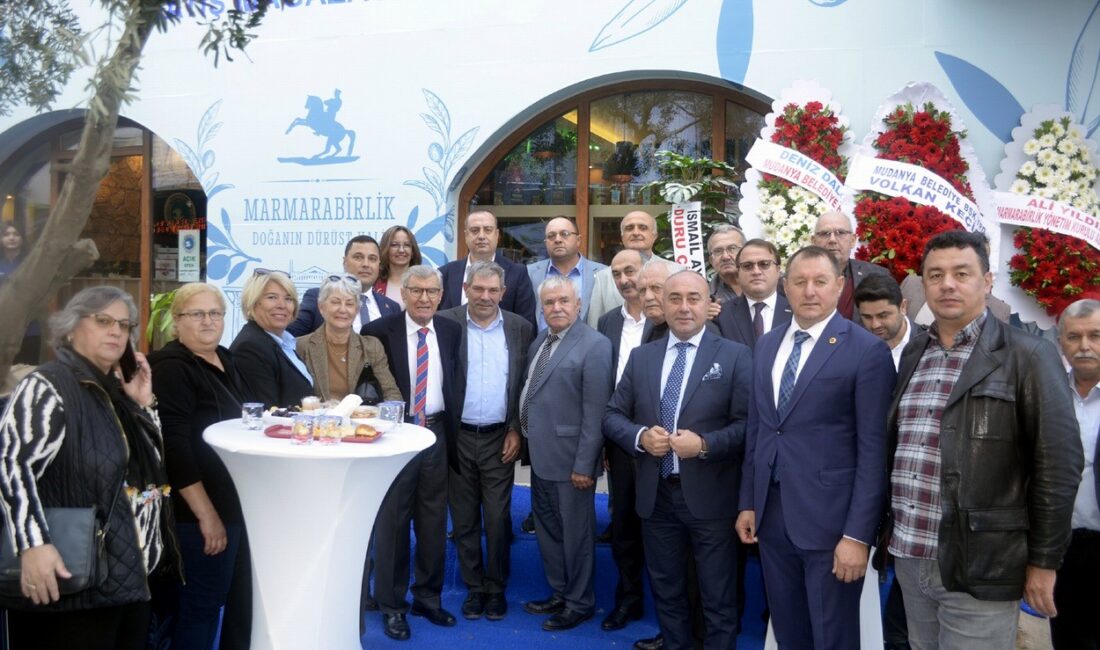 Mudanya Zeytin Kooperatifi satış mağazası kapılarını açtı Cumhuriyetin köklü kooperatifçilik geleneğini sürdüren Marmarabirlik çatısı altındaki S.S. 150