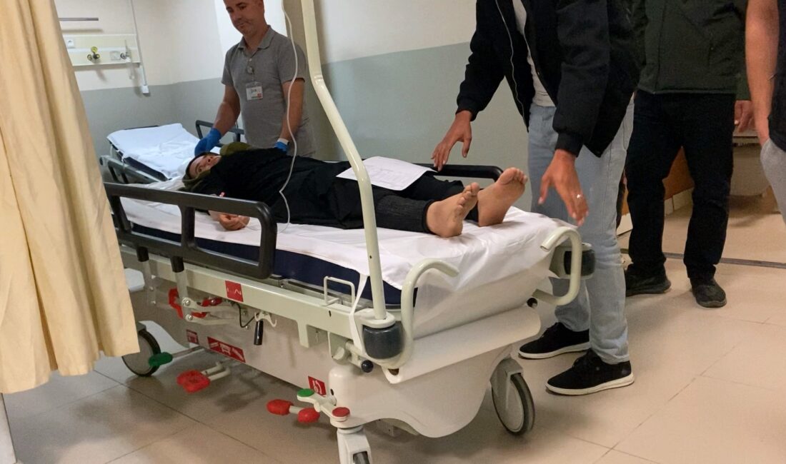 Şarj kablosu canından ediyordu Bursa’nın İnegöl ilçesinde 17 yaşındaki Meryem E., telefonunu şarja taktığı