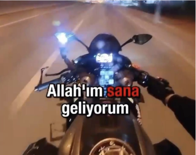 “Allah’ım sana geliyorum” deyip otobüse çarptı Bursa’da motosikletli bir sürücü, trafikte duran belediye otobüsüne çarptı. Kaza