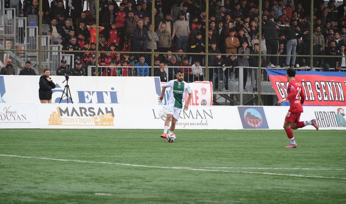 Bursaspor'un tecrübeli futbolcusu İlhan Depe, Mardin 1969 Spor maçında gördüğü