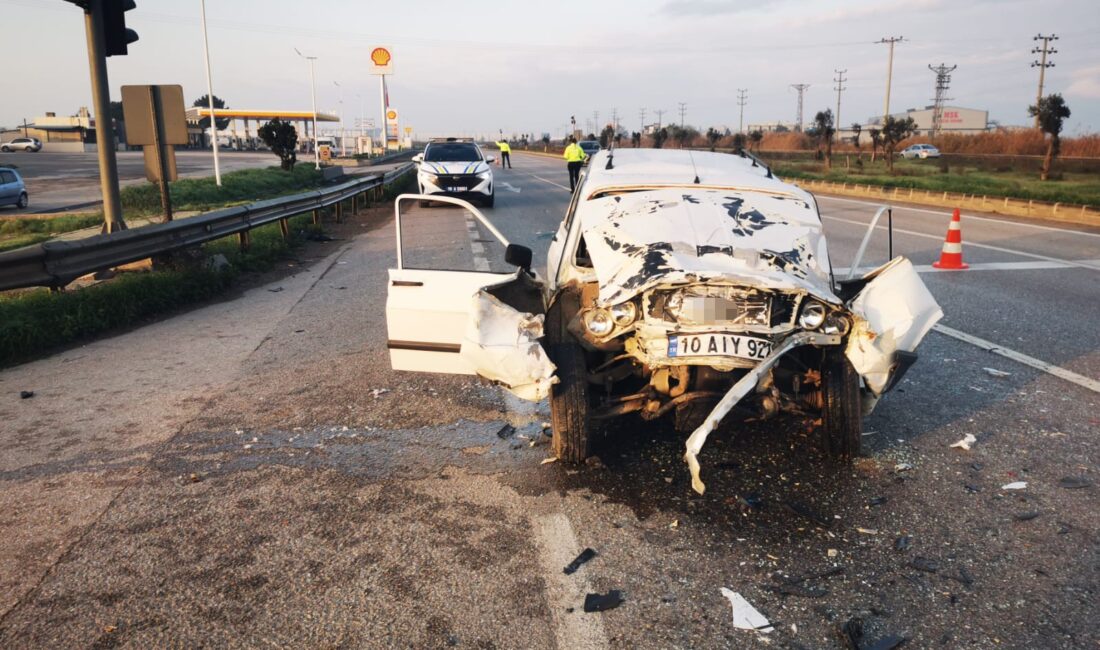 Bursa’daki kazada 15 yaşındaki çocuk hayatını kaybetti Bursa'nın Karacabey ilçesinde meydana gelen trafik kazasında 15 yaşındaki çocuk