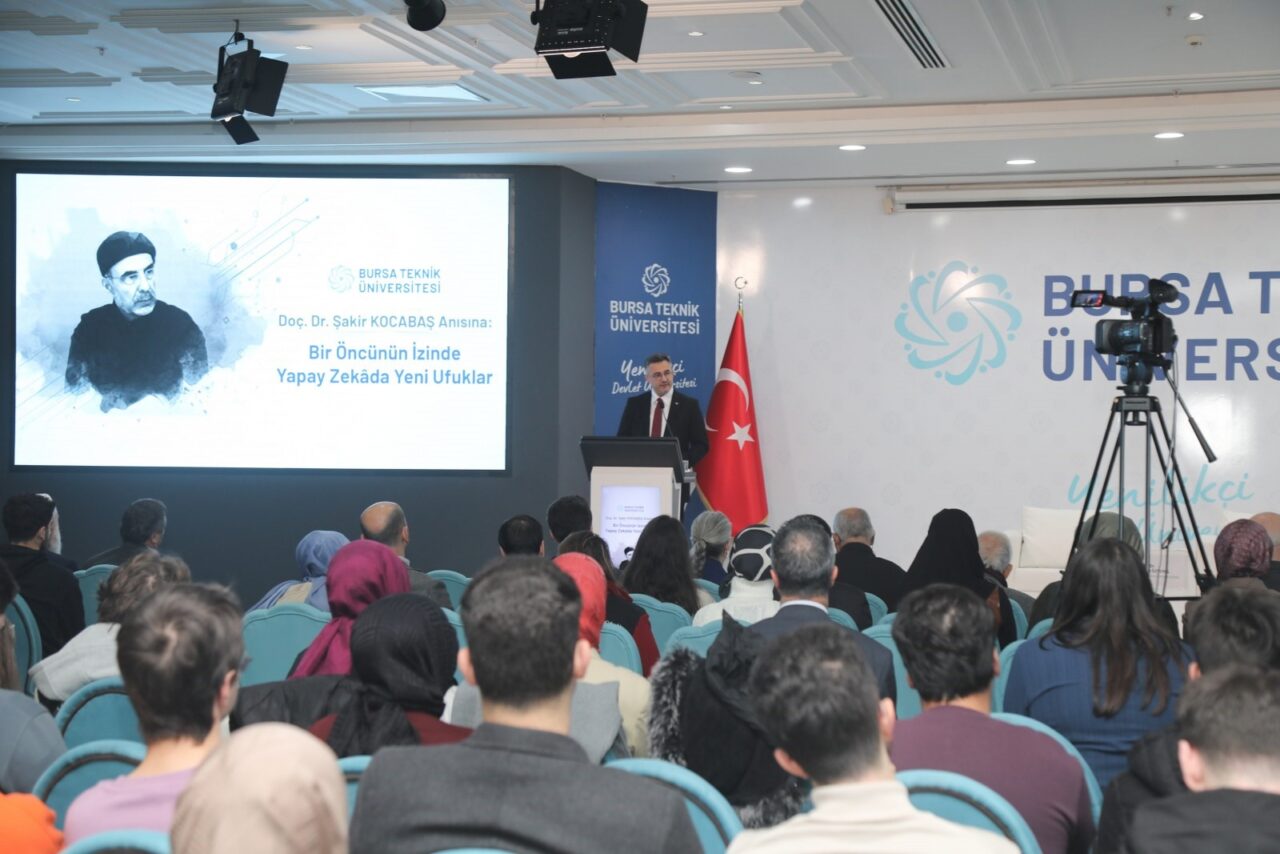 Bursa Teknik Üniversitesi’nde düzenlenen "Doç. Dr. Şakir Kocabaş Anısına: Bir