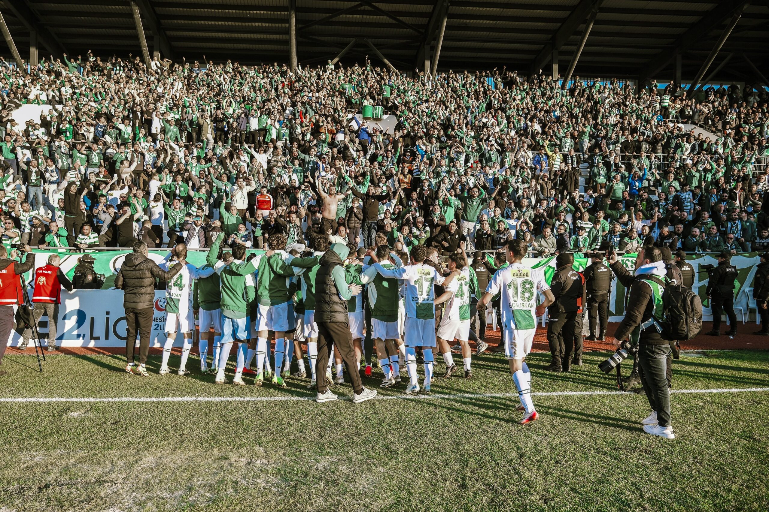 TFF, 2. Lig Kırmızı Grup'ta ilk 5 haftalık programı açıkladı.