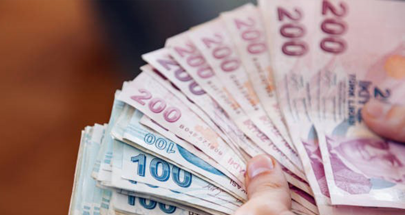 Yeni yıl öncesi milyonlarca emekli ve memurlar, maaşlarına yapılacak zammı