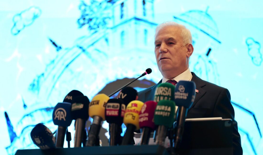 Bozbey: “Su kaynaklarını korumak ortak sorumluluğumuz” Bursa Büyükşehir Belediye Başkanı Mustafa Bozbey, iklim krizi ve artan su