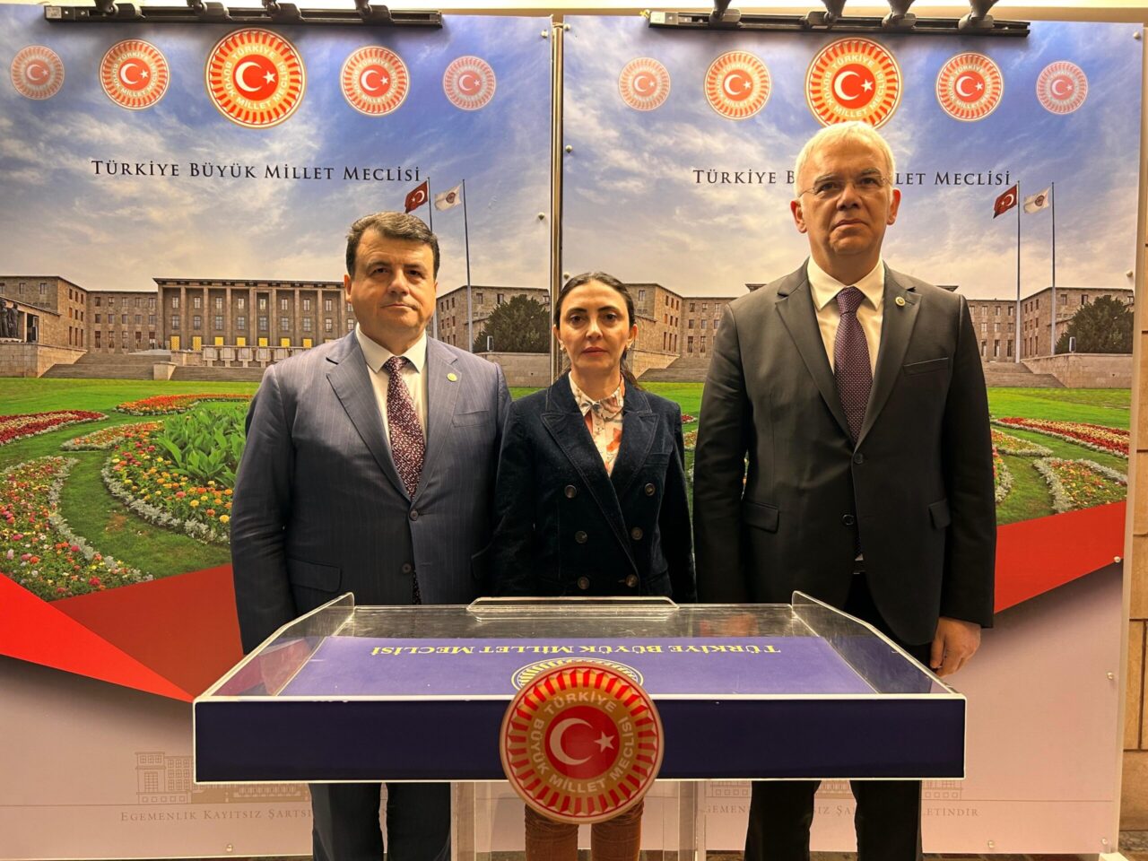 Bursa Büyükşehir Belediyesi'nin uzun yıllardır Bursa-Sabiha Gökçen Havalimanı arasında yolcu taşımacılığı yaptığı