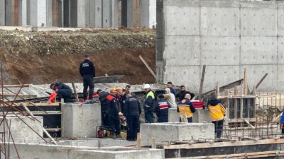  Bursa'nın Kestel ilçesinde bulunan BESOB Sanayi Sitesi'nin devam eden inşaatında