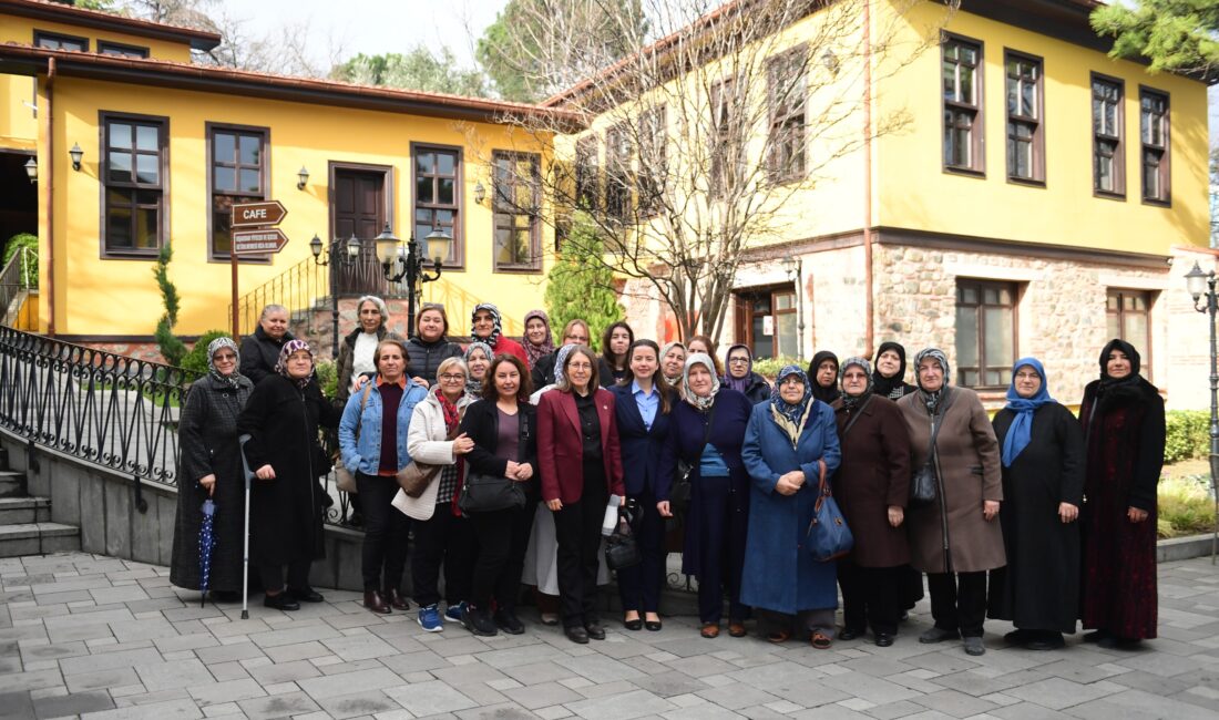 Osmangazi Belediyesi, ilçede yaşayan kadınların Bursa'nın doğal güzelliklerini, tarihi mirasını